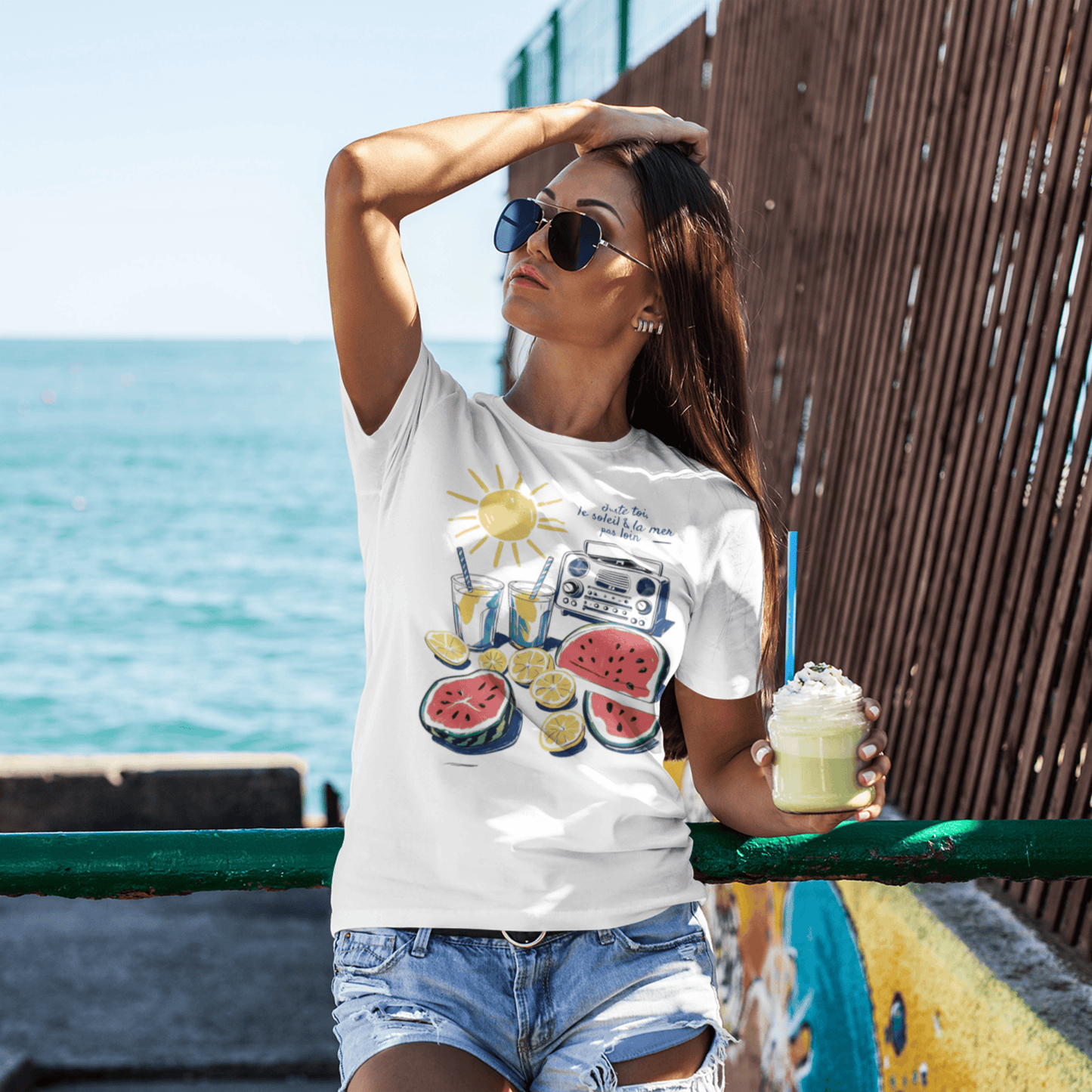 T-shirt "Juste toi, le soleil & la mer pas loin" - blanc